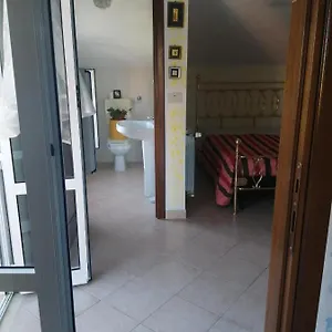 https://la-casa-di-apollo-san-bernardo-genoa.hotelitalianriviera.com